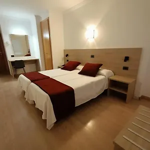 Hotel Vilobi, Viloví de Oñar